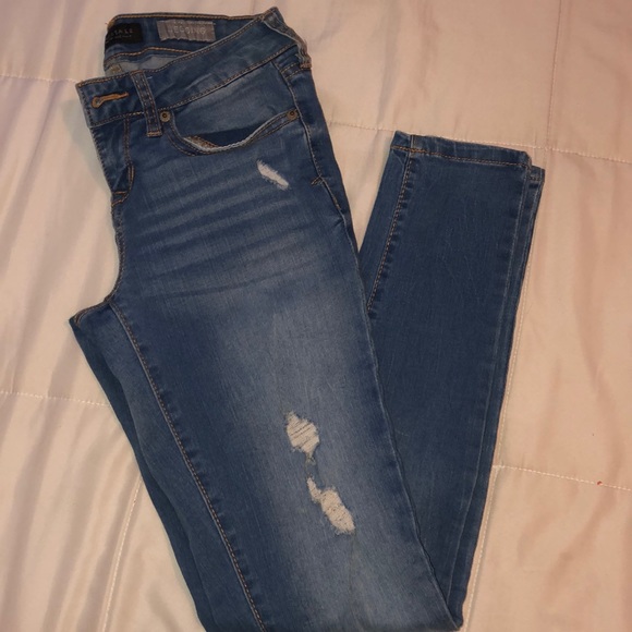 Jeans - Picture 2 of 3